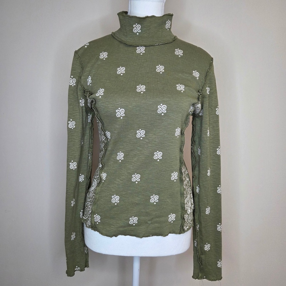 Pilcro Anthropologie Olive Green Bandana Print Mock Neck Lettuce Edge Top Medium